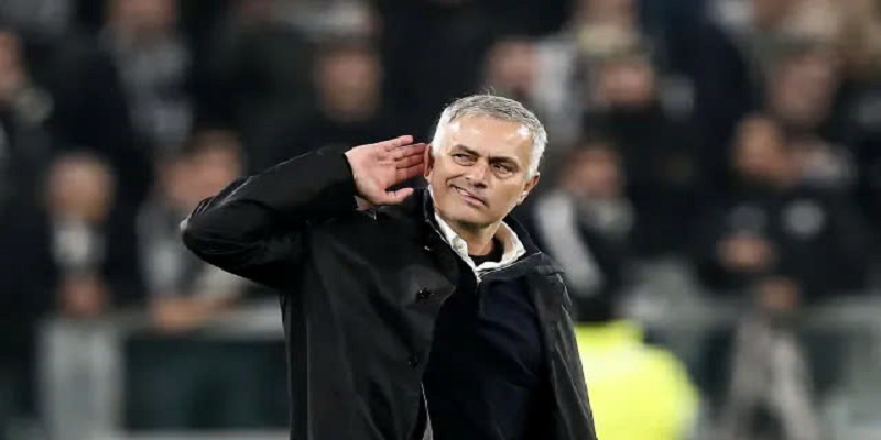 Mourinho là “Người đặc biệt” của làng túc cầu